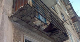 Демонтаж балкона Кунгур, цена от 2974 руб.