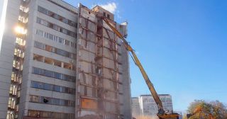 Демонтаж многоэтажного дома Кунгур, цена от 3704 руб.